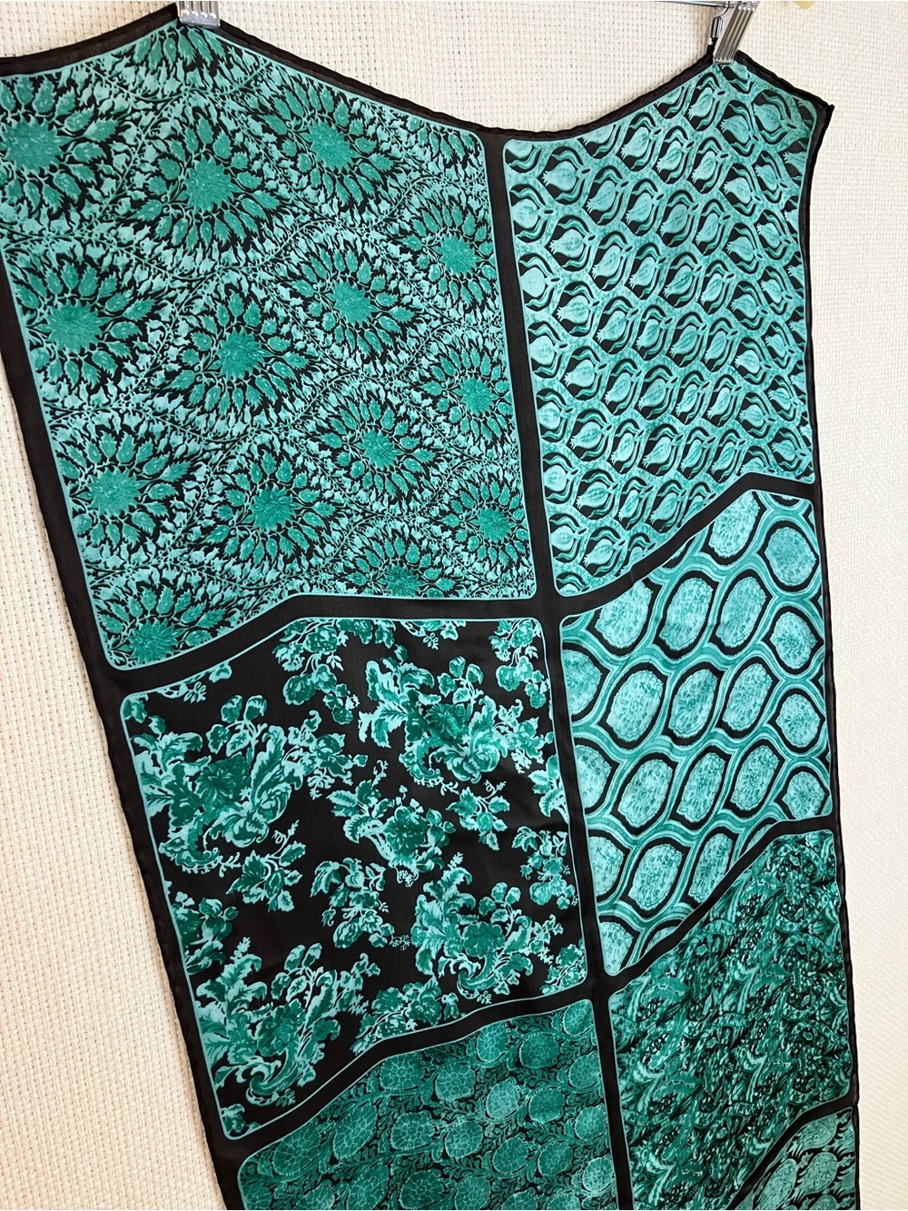 CARLISLE 100% Silk Long Scarf Shawl Green Floral Print - Picture 10 of 16